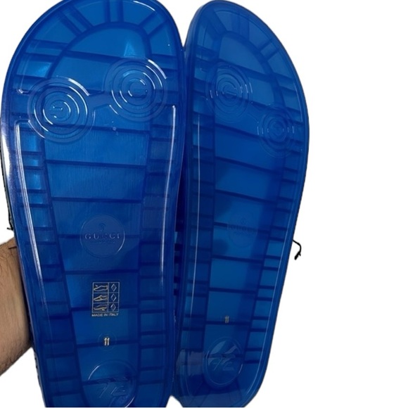 GUCCI NWT MEN’S BLUE SLIDES SANDALS SIZE 11 MADE IN ITALY LUXURY - Picture 8 of 10